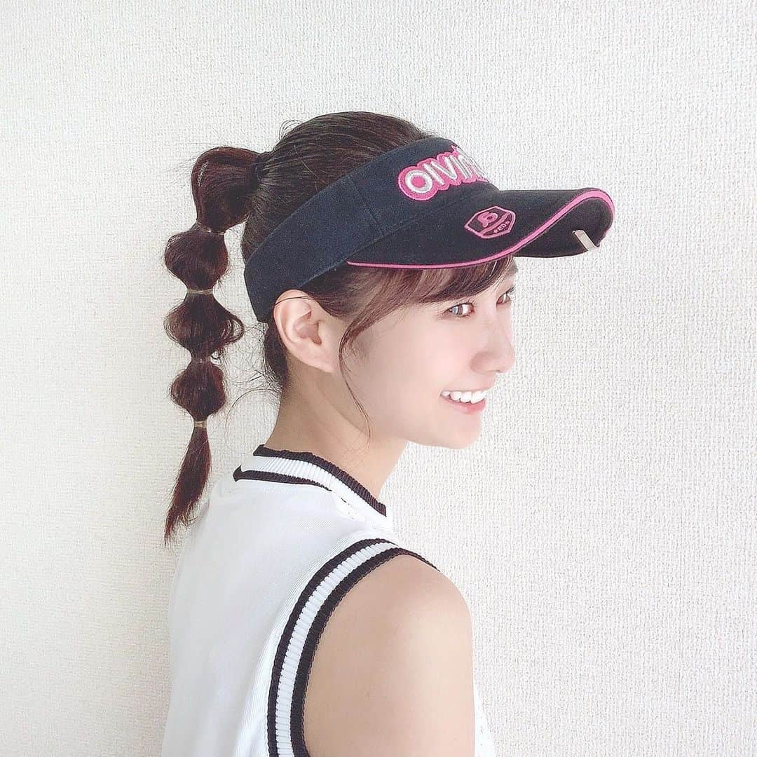 筒井萌子のインスタグラム：「* 髪の毛が伸びたのでゴルフウェアには どんな髪型が似合うかな‪ꔛ‬♡？と考えるのが楽しい𖤐˒˒ 私は三つ編みポニーとタマネギヘアーが好きꪔ̤̮ ・ #筒井萌子 #女優 #actress #モデル #model #岡山  #shooting #instagood #instalike #converse #撮影 #followme #instalike #ゴルフ #ゴルフ女子 #ゴルフコーデ #골프 #좋아요반사 #좋아요그램 #좋아요환영 #데일리그램 #패션 #오오티디 #카페 #コンバース #converse #コンバースゴルフ #アルチビオ #archivio」