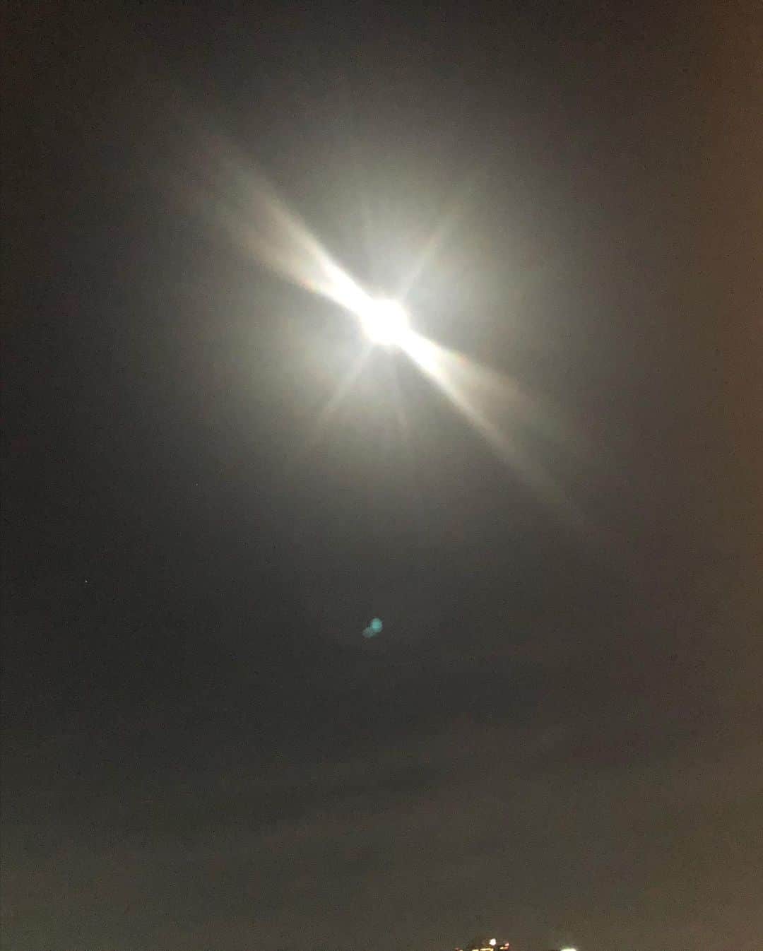 レキシさんのインスタグラム写真 - (レキシInstagram)「月の明かりを盗みに行こう🌝 #goemon」5月8日 0時10分 - rekishi_ekechang