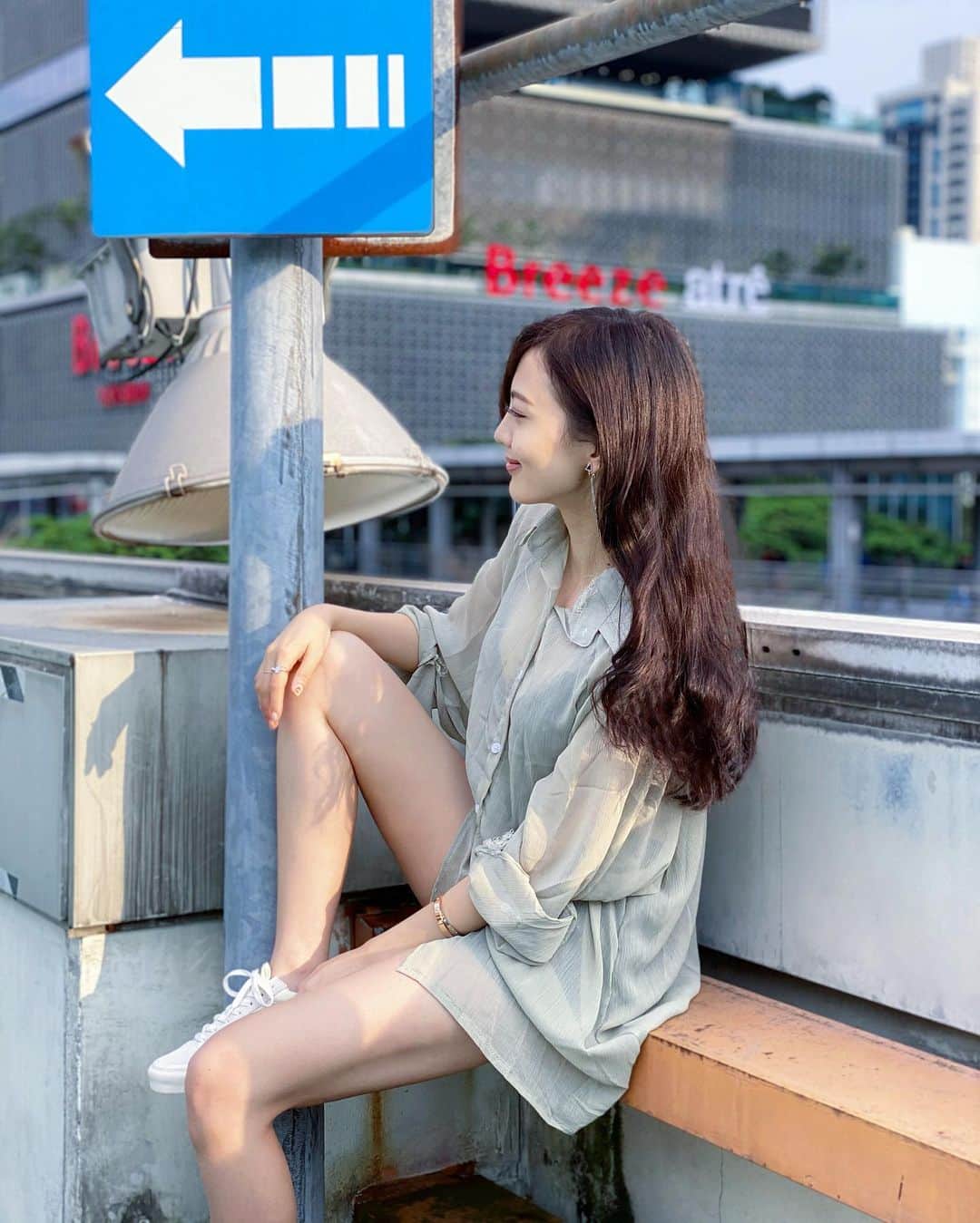 Vavaさんのインスタグラム写真 - (VavaInstagram)「出口請往我心裡走🖤 #Taiwan #Taipei」5月8日 0時52分 - rachellievava