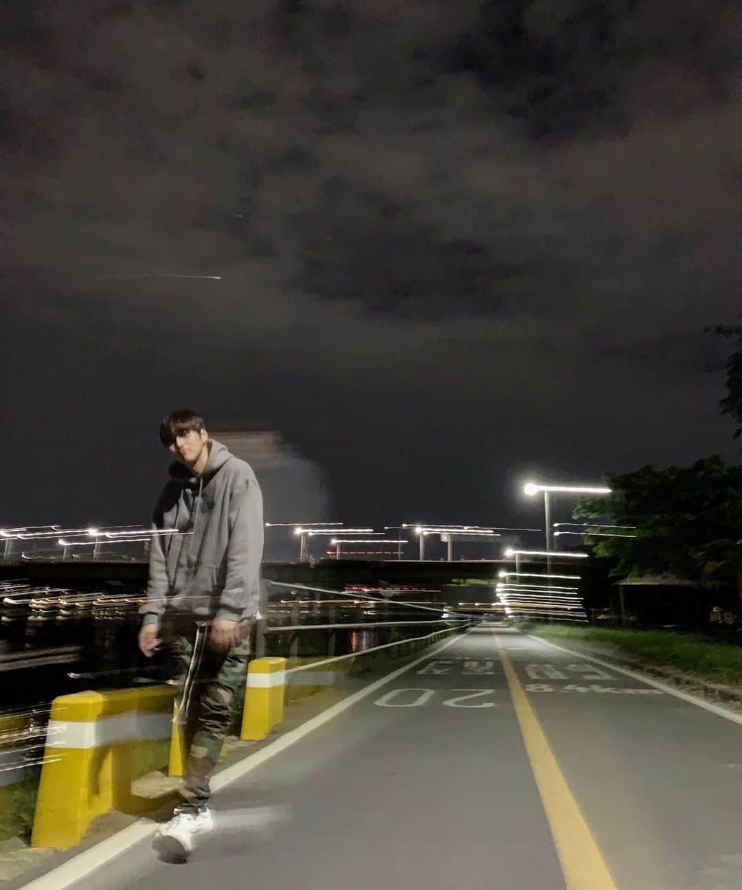 チェ・ソンジュンのインスタグラム：「순간이동 🌫」