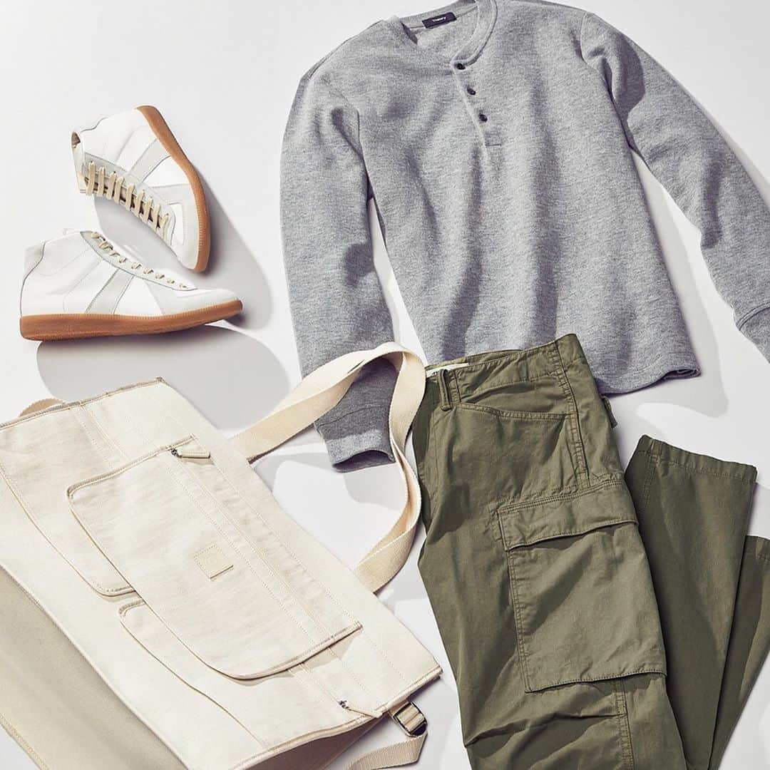 ウォントのインスタグラム：「Layered lightness for warmer days ahead. Featuring our Kiev tote via @eastdane.  #wantlesessentiels #eastdane #formandfunction #timelessdesign」