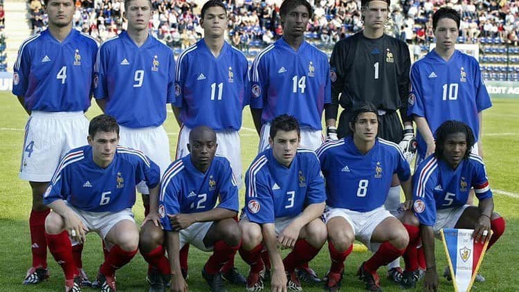 サミル・ナスリのインスタグラム：「What a team that was 🔥🔥🔥 17/05/2004 euro 17 final」