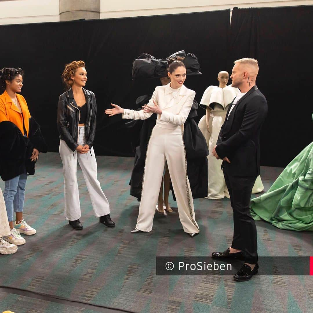 August Gettyさんのインスタグラム写真 - (August GettyInstagram)「Today is the day! Our episode of “Germany’s next Top Model” will air in Germany, Austria, and Switzerland at 8:15pm German time. Please join us! . @germanysnexttopmodel  @heidiklum  @cocorocha . #GNTM #germanynexttopmodel  #germanynexttopmodel2020  #ichbingermanysnexttopmodel2020」5月8日 3時00分 - augustgettyatelier