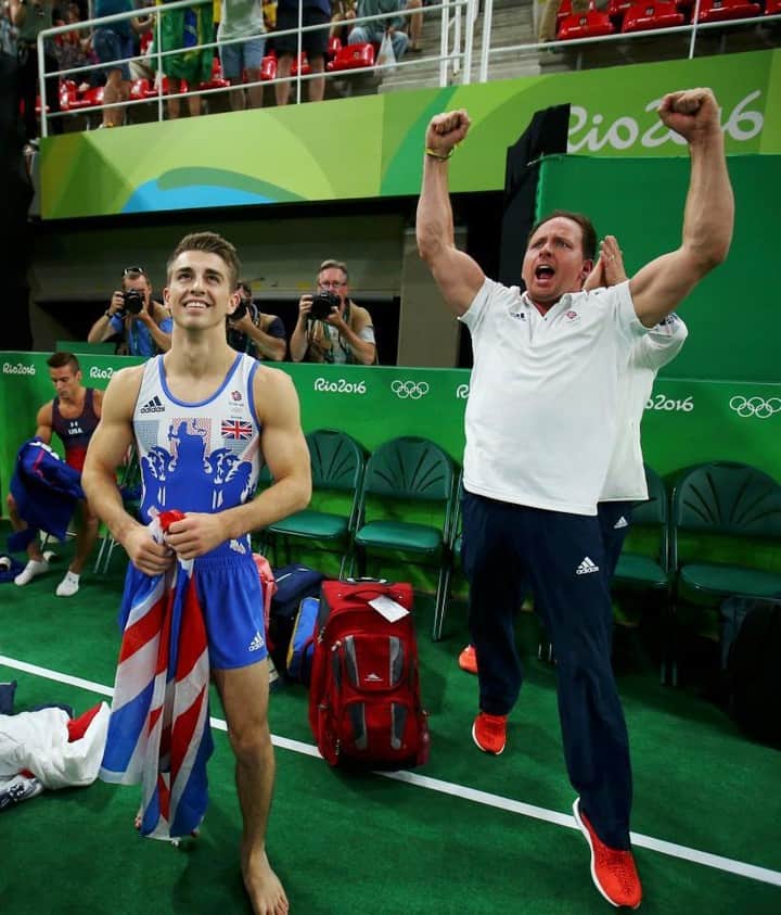 のインスタグラム：「#TBT to the moment that was so surreal and still feels exactly the same 4 years on!! @scotthann #Rio2016」