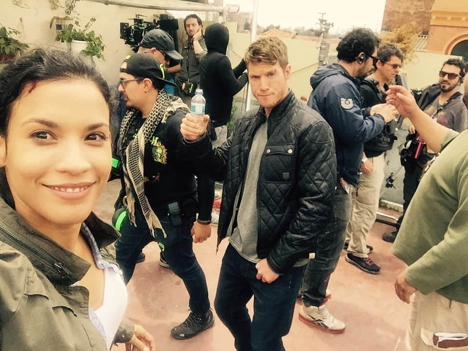 ダナイ・ガルシアさんのインスタグラム写真 - (ダナイ・ガルシアInstagram)「Taraaaaaa!!!!! Behind the scenes pictures of my movie “Sniper 7 Ultimate Kill” that is playing now on @netflix 🔥🔥🔥 I’ve been getting so much love from you guys. I honestly had the best time working in Bogota, Colombia. We certainly had the best cast & crew!!! Sending love to each one of you. 💕💕💕 @collinschadm @billyzane @carl.goldstein @davidzelon #claudiofaeh  #thisishappening #movies #sony #gracias #colombia #bogota stay home #cast #crew #fans #amor #queen  Never forget the magic 👑」5月8日 4時37分 - danaygarcia1