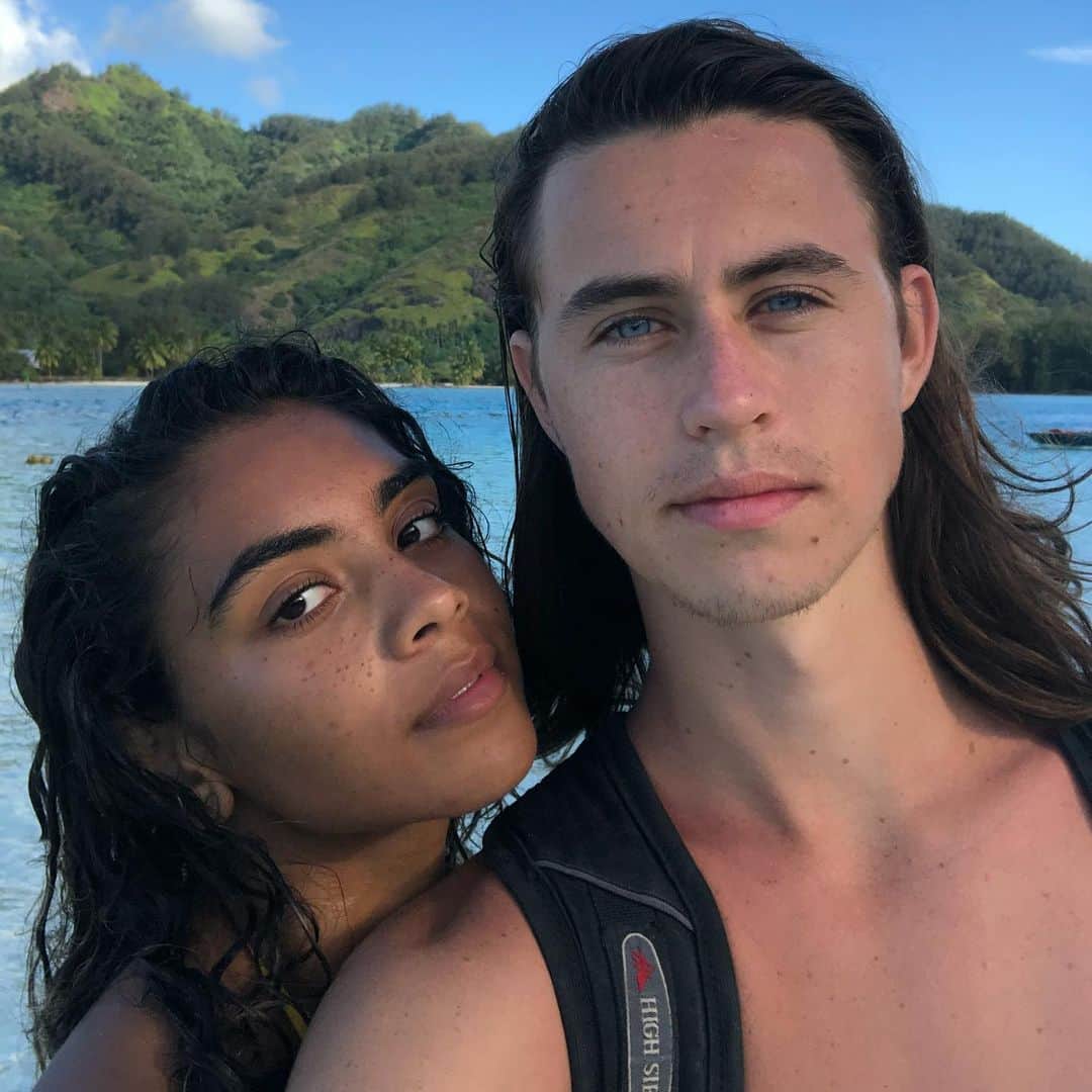 ナッシュ・グリアのインスタグラム：「#tbt 🏝️」