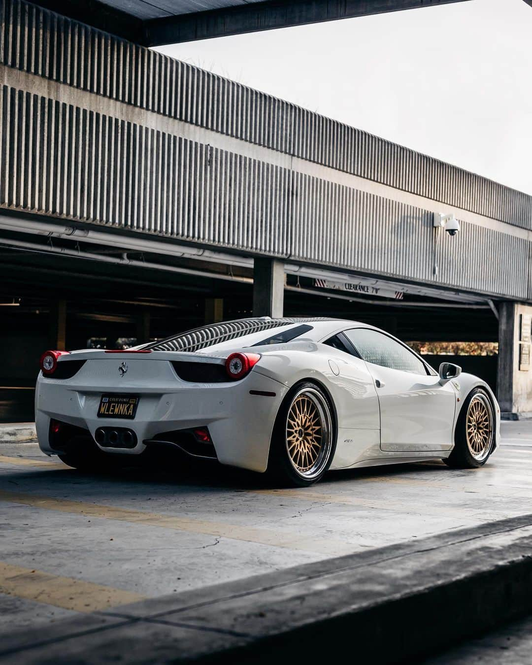 CARLiFESTYLEさんのインスタグラム写真 - (CARLiFESTYLEInstagram)「Ferrari 458 dropped on @brixtonforged! Thoughts on this style? #carlifestyle Photo @25thh #Ferrari458」5月8日 5時19分 - carlifestyle