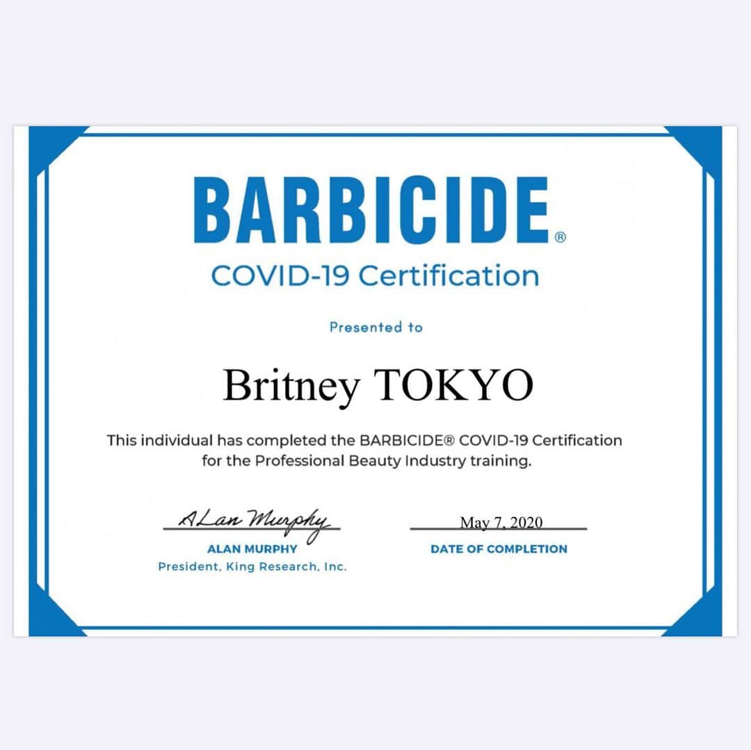 Britney TOKYOさんのインスタグラム写真 - (Britney TOKYOInstagram)「learn about how to properly protect yourself and your clients from COVID-19 @barbicideblue #barbicide #beautyindustry」5月8日 6時42分 - britneytokyo