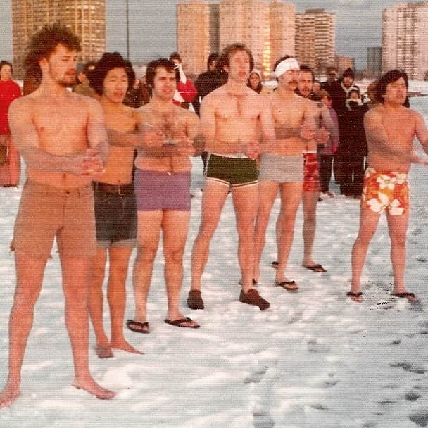 マイケル・ルーカーさんのインスタグラム写真 - (マイケル・ルーカーInstagram)「More Vintage Rooker from my Aikido days 1975-ish about to take a stroll into an iced over Lake Michigan. I wish I had a pic of the lake itself it was The consistency of a slushy」5月8日 9時24分 - michael_rooker