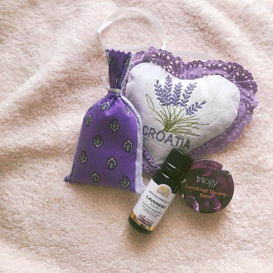 秦まり子さんのインスタグラム写真 - (秦まり子Instagram)「A part of my lavender team🦄🔮」5月8日 9時32分 - marikohata_