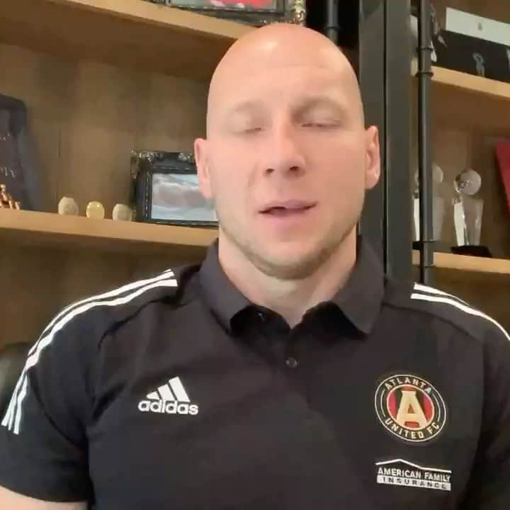 ブラッド・グザンのインスタグラム：「Proud to partner with @amfam and donate meals through @whatsyourgusto to our healthcare hero’s!  @atlutd  Thank you for all that you do!  #uniteandconquer」
