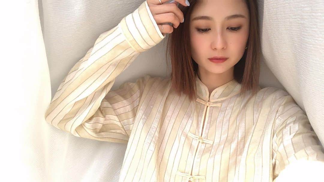 のインスタグラム：「ちょっと前に届いたお洋服 生地もデザインもとっても好き✨  #fashion #todayful」