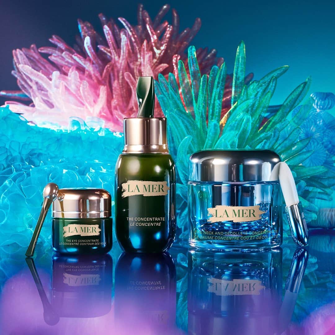 ドゥラメールのインスタグラム：「Mom keeping mum on what she most desires for #MothersDay? We’re certain it’s here within a garden of La Mer delights.」
