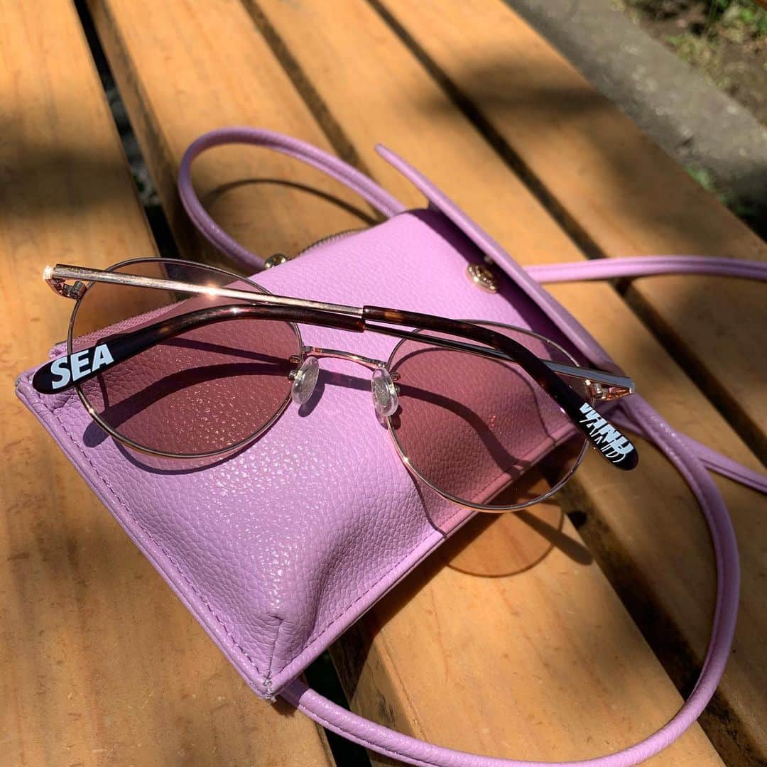 細田阿也さんのインスタグラム写真 - (細田阿也Instagram)「@windandsea_wear  @zoff_eyewear  #sunglasses  @jillstuart.jp  #BAG  #pink  #気分を上げたい  #林家パー子 さんを目指す #ピンク　好き🤣  とはいえ 普段は　#モノトーン　人間です🤪」5月8日 12時08分 - hosodaaya