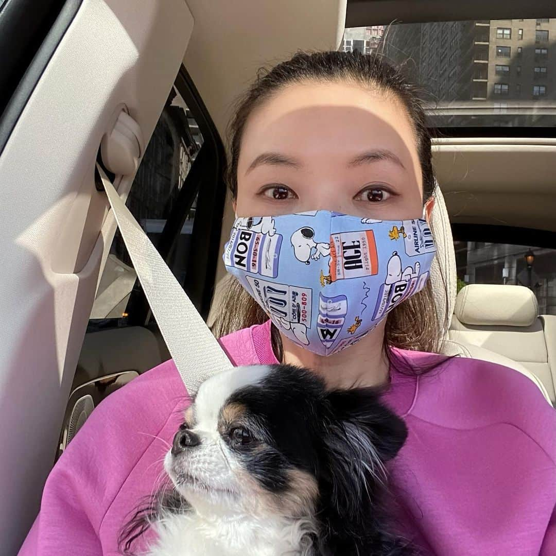 和央ようかさんのインスタグラム写真 - (和央ようかInstagram)「Shopping Day 😘🐶🐻 買い出しデー🐻🐶😘 #takakonystylin🍎 #lifestyle #nylife #nyc🍎#i❤️ny #stayhome #nytough #dondon🐶#どんどん🐶 #頑張らずにがんばろ @dondon_oreo」5月8日 13時35分 - yokawao0215