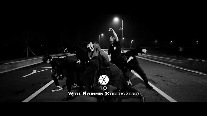 ピョン・ヒョンミンのインスタグラム：「#EXO #Dance #변현민 🕴」