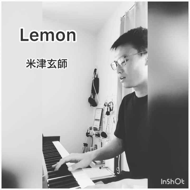 島川俊郎のインスタグラム：「#lemon  #米津玄師  #歌ってみた  同じ歳みたい… 凄い。#天才 #嫉妬」