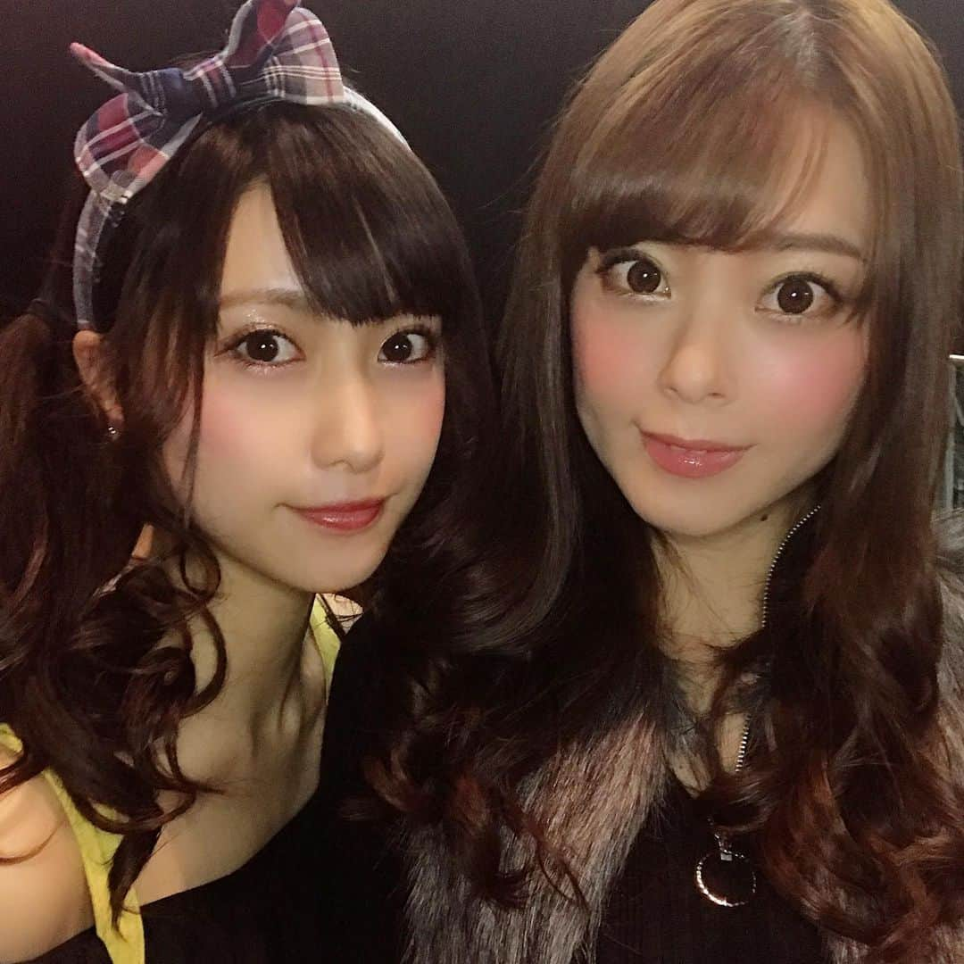 羽瀬萌さんのインスタグラム写真 - (羽瀬萌Instagram)「#エアオートサロン 本日はれんれんと😊😊✨ 2つのチームに別れてステージをしていたのですが、同じチームでしたっ😍😍 もう一年以上前かと思うと懐かしいー、😭😭 . . . #写真受付中です  #エアイベント #エアオートサロン #エアモータースポーツ #東京オートサロン2019 #SUZUKI #スズキ #オートサロン #TAS #TAS2019 #東京オートサロン #7ホール #model #ステージモデル #ステージ #車 #car #ジムニー #ジムニーサバイブ #ジムニーシエラ #jimny #jimnysurvive #jimnysierra #レースクイーン　#高身長女子  #ビジョビ」5月8日 14時39分 - megugumigumi