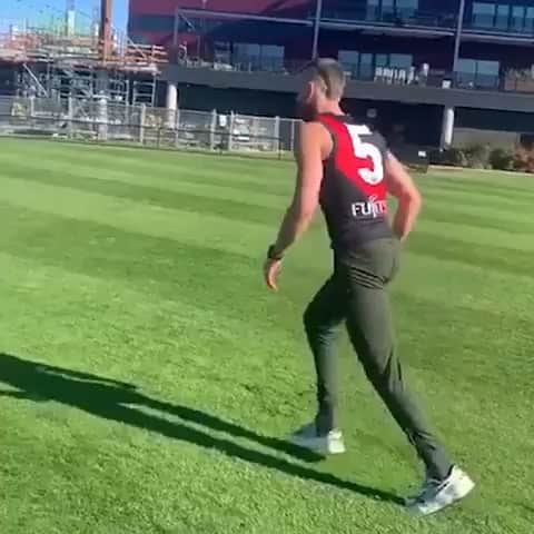 Toyota Australiaのインスタグラム：「Check out this iconic Hirdy moment via @dysonheppell #Repost @afl . . . “Toyota Legendary Moments are back so I gave this one a crack when Hirdy kicked a snag to win the game against the Eagles and hugged the bloke in the crowd (iso version) 😄  Now it’s your turn to give it a nudge. Recreate your own Legendary Moment and share it with the hashtag #ToyotaLegendaryMoments for the chance to win awesome AFL prizes. Find out more at afl.com.au/ToyotaLegendaryMoments”」