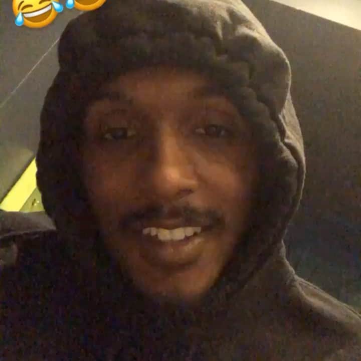 ルイス・ウィリアムスのインスタグラム：「It’s a song bro lol」