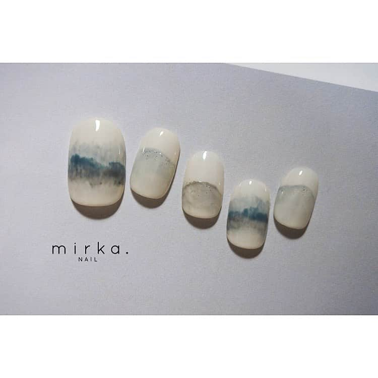 mirka. NAIL(ミルカネイル)さんのインスタグラム写真 - (mirka. NAIL(ミルカネイル)Instagram)「new !! . ▷simpleコース . . ふたつ前の「営業再開のお知らせ」もご覧ください◯ . . #mirkanailsample #mirkanail #nails#nail#nailart#naildesign  #ショートネイル#大人ネイル#ネイルアート#ネイルデザイン#ネイル#ニュアンスネイル#シンプルネイル」5月8日 16時38分 - mirka.nail