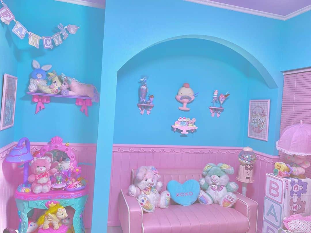 まろんちゃんさんのインスタグラム写真 まろんちゃんinstagram Fancytoy Vintagetoys Pinkroom Kidsroom ファンシー ゆめかわ パステル ビンテージトイ キッズルーム 子供部屋 ピンクルーム ピンク部屋 ゆめかわいい Myroom おもちゃ部屋 5月8日 16時38分
