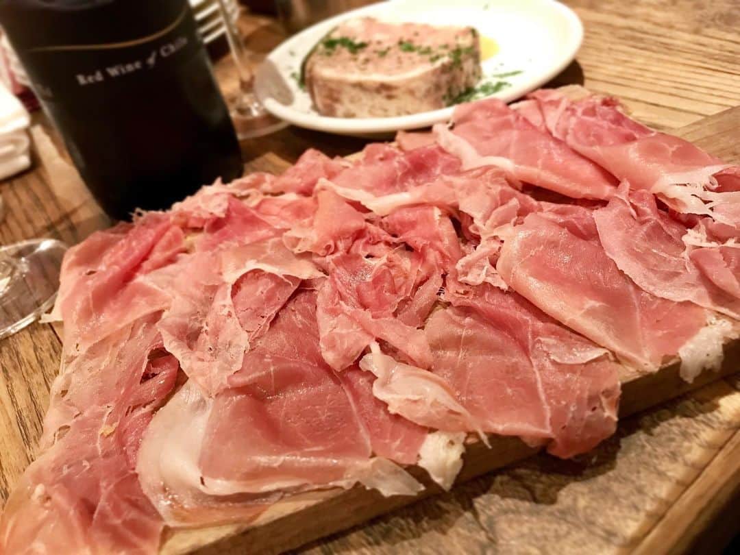 吉田早織のグルメインスタ