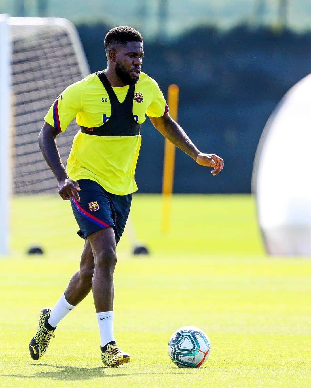 FCバルセロナさんのインスタグラム写真 - (FCバルセロナInstagram)「📍 Ciutat Esportiva Joan Gamper 🙌 We missed you guys! 🙌 ¡Os hemos echado de menos! 🙌 Us hem trobat a faltar!」5月8日 18時39分 - fcbarcelona