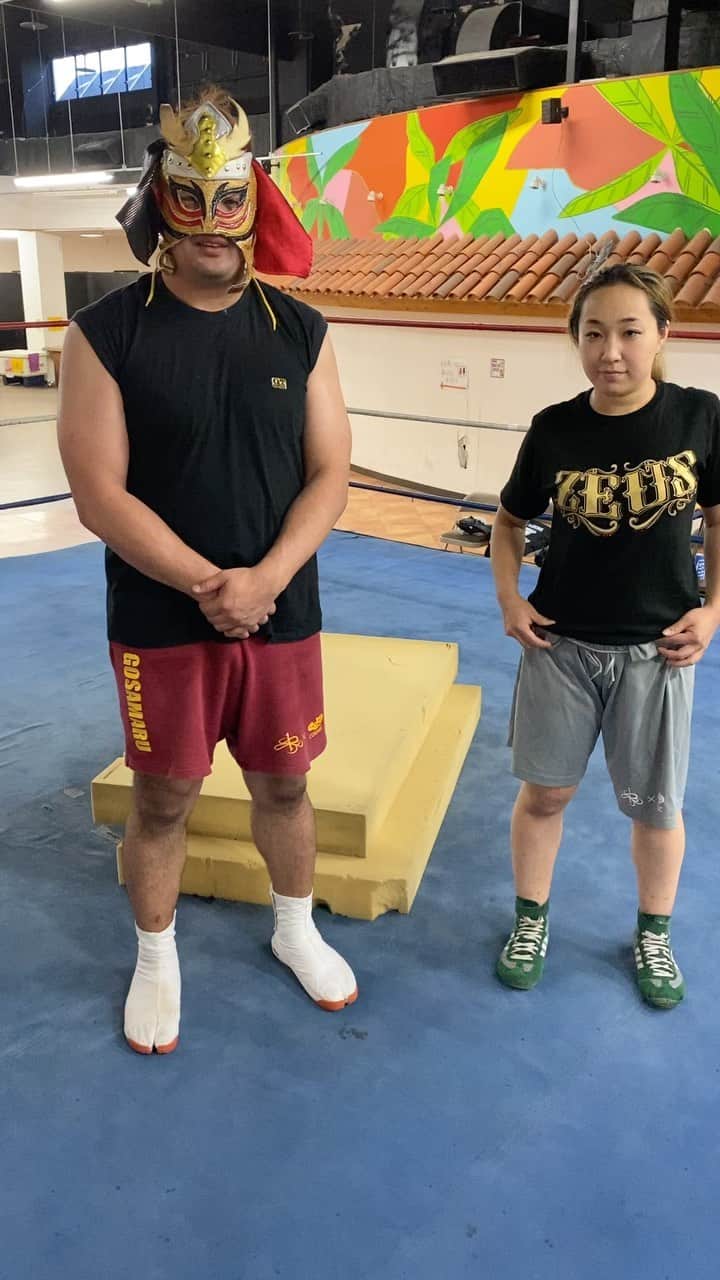 GOSAMARUのインスタグラム：「こんにちは🙇‍♂️ GOSAMARUです。 今回、僕の必殺技「ヨシノウラ」を紹介します！ #GOSAMARU #rd_pw #沖縄 #プロレス #ヨシノウラ #必殺技 #琉ドラ  次回は530(ファイブスリオー)を紹介出来たらなと！！」