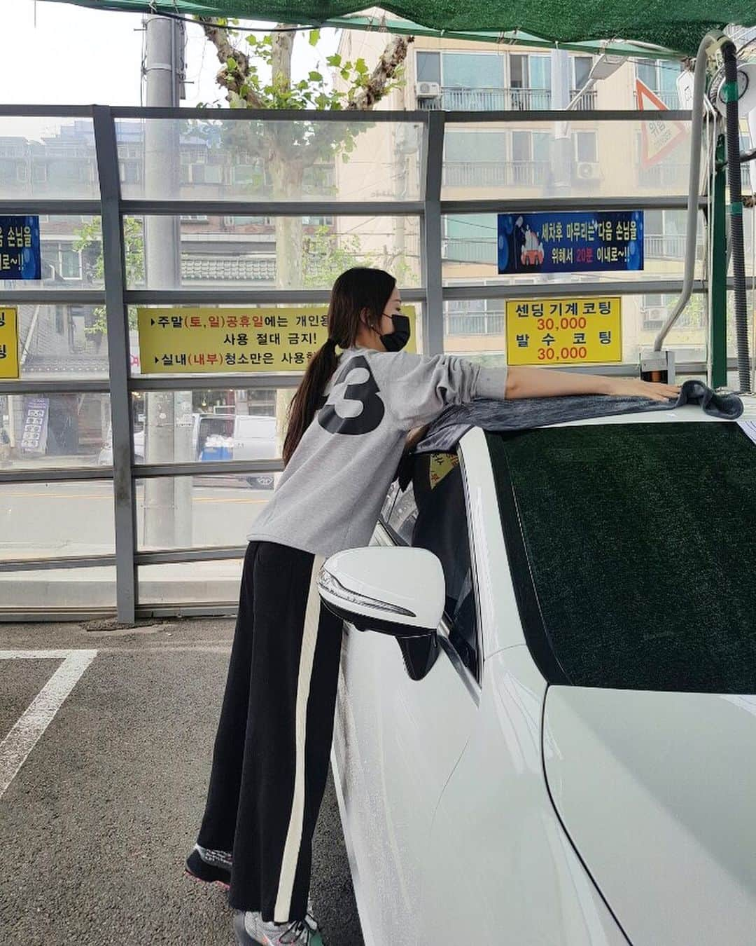 ソルジさんのインスタグラム写真 - (ソルジInstagram)「힐링🚗♥️」5月8日 19時31分 - soul.g_heo