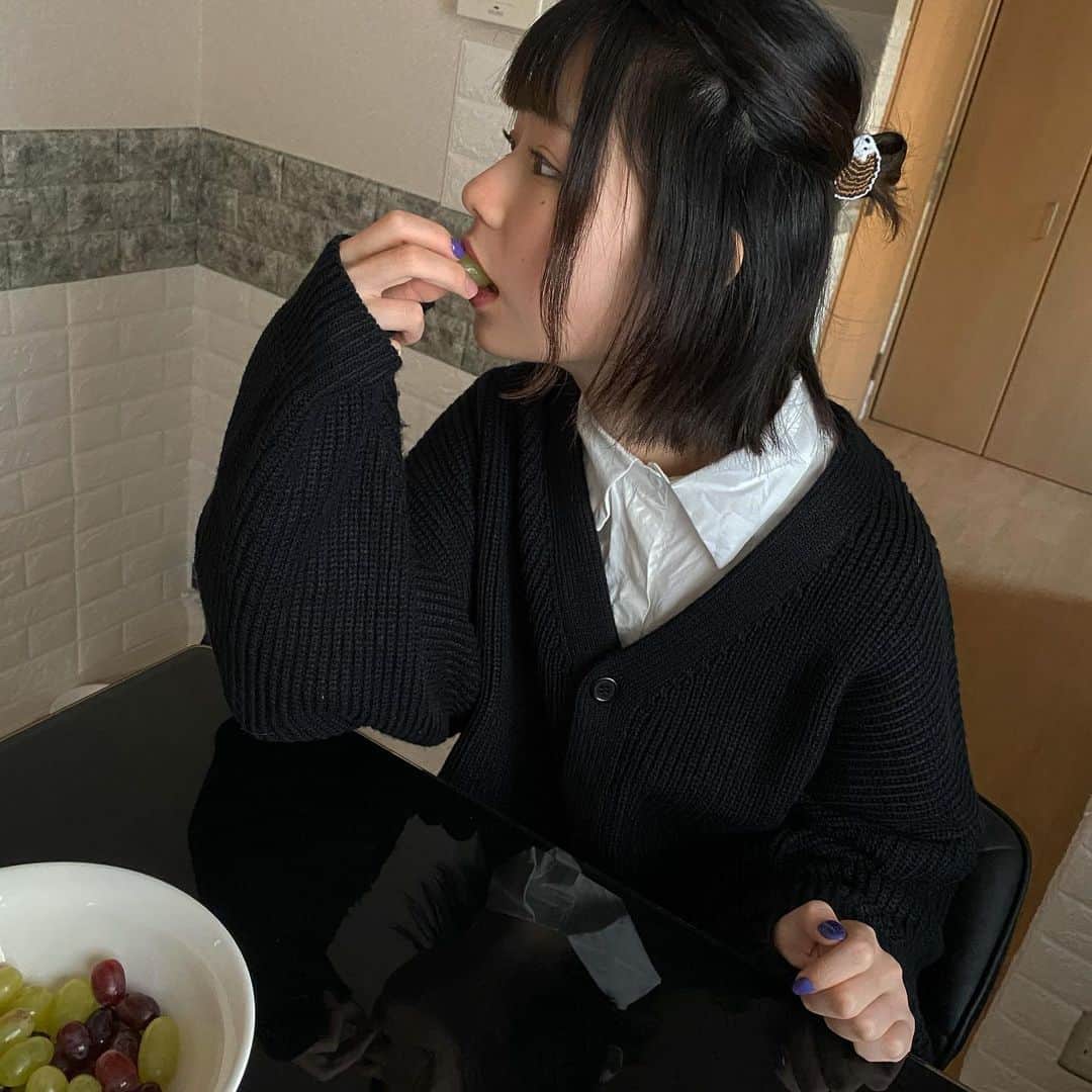 かれんのインスタグラム：「🍇．」