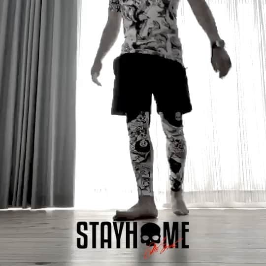 野中泰輔のインスタグラム：「STAY HOME 🏠  STAY STRONG 💪  #hydrogen_jp #hydrogen #hydrogen_stayhome」