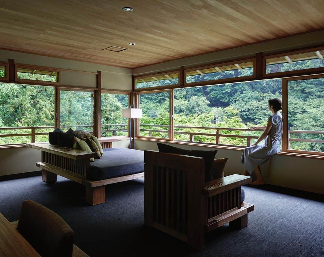 HOSHINOYA｜星のやさんのインスタグラム写真 - (HOSHINOYA｜星のやInstagram)「Beautiful view only for you.  #hoshinoya #hoshinoyakyoto #kyoto #arashiyama #riverview #hoshinoresorts #星のや　#星のや京都　#京都　#嵐山　#星野リゾート　#コロナに負けるな」5月8日 20時05分 - hoshinoya.official