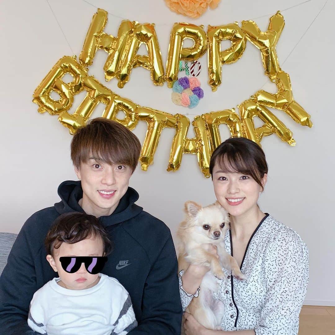 五十嵐圭さんのインスタグラム写真 - (五十嵐圭Instagram)「40歳の誕生日を迎えました。 当日は家族がお祝いをしてくれました。 この1年も感謝の気持ちや初心を忘れずに過ごしていきたいと思います。 #40歳 #誕生日 #五十嵐圭」5月8日 20時27分 - keiigarashi_official