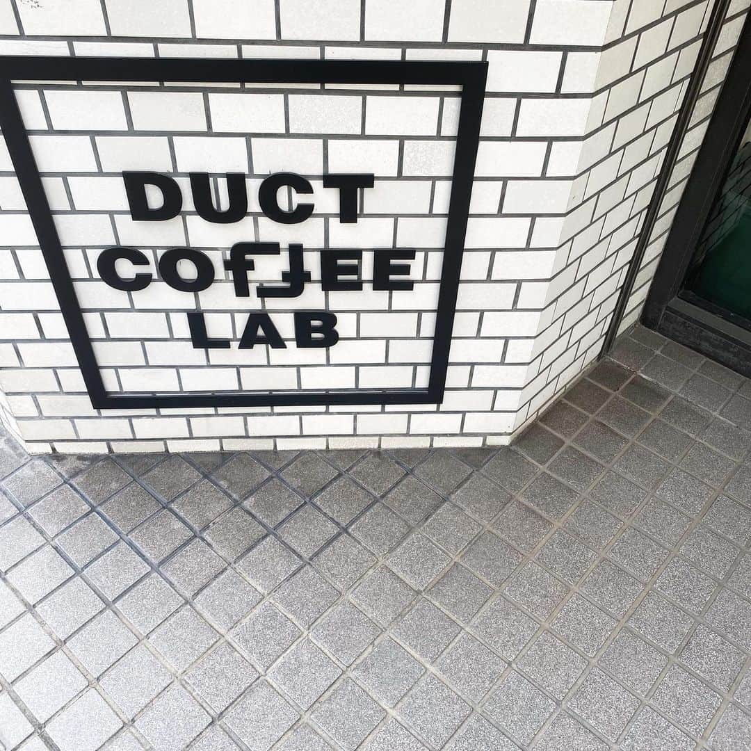 渡辺 さあやさんのインスタグラム写真 - (渡辺 さあやInstagram)「@duct_coffee_lab ☕︎ . . . #代官山 #代官山カフェ #コーヒーのある暮らし」5月8日 20時56分 - saaya_love