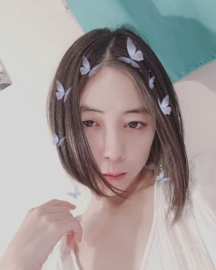 木村仁美のインスタグラム：「夜遊び🦋 . . . #今日の青い」