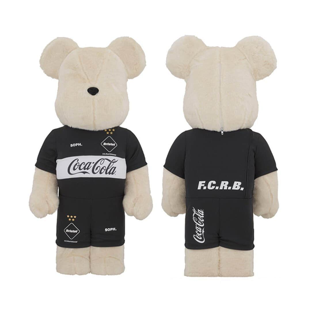 HYPEBEASTさんのインスタグラム写真 - (HYPEBEASTInstagram)「#hypeAF: @medicom_toy has teamed up with F.C. Real Bristol and @cocacola for a brand new a set of BE@RBRICKs. The 100% & 400% set embodies a crisp monochromatic colorway with much of the head kept clean in a white shade and accented by a small black nose and branding. While the 1000% version has been made with fuzzy creamy-colored fleece instead of plastic, and come dressed in the same jersey constructed from a stretchy nylon material as opposed to being printed. Look for them to arrive at @soph_co_ltd’s website soon.⁠⠀ Photo: Medicom Toy」5月8日 22時17分 - hypebeast