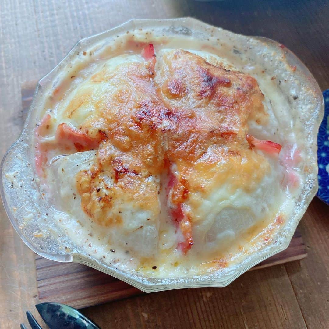 のインスタグラム：「#新玉葱 #ベーコン #チーズ #牛乳 #おうちごはん #おうちごはん金巻」