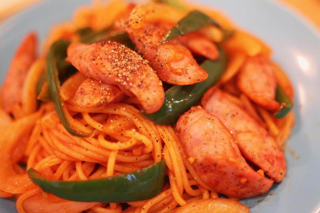 のインスタグラム：「ナポリタン . #おうち時間 #料理 #パスタ #ナポリタン #みすずご飯」