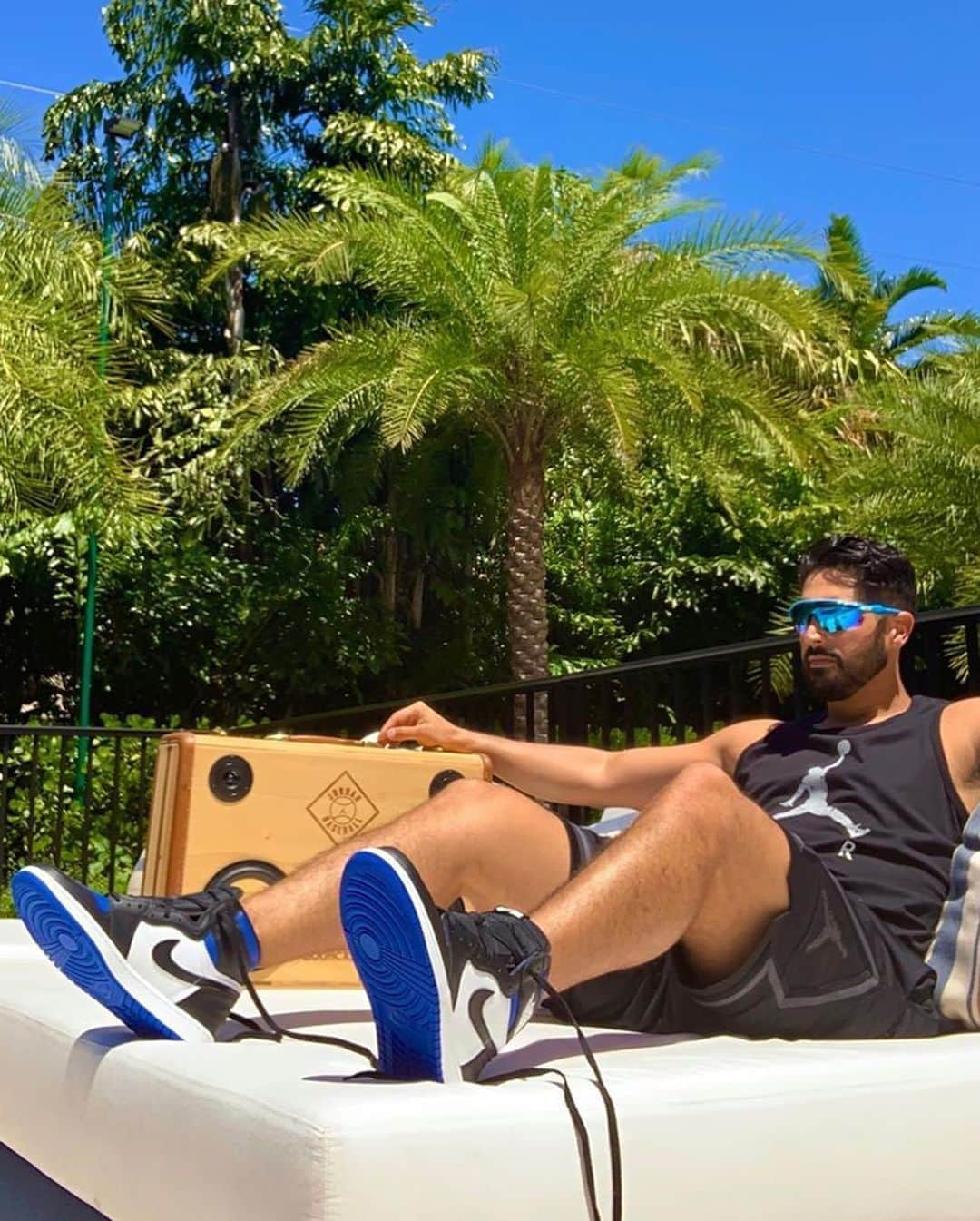Jordanのインスタグラム：「High heat. Peep the 🔥 the Jordan community brought out this week. #InMyJs #JUMPMAN」