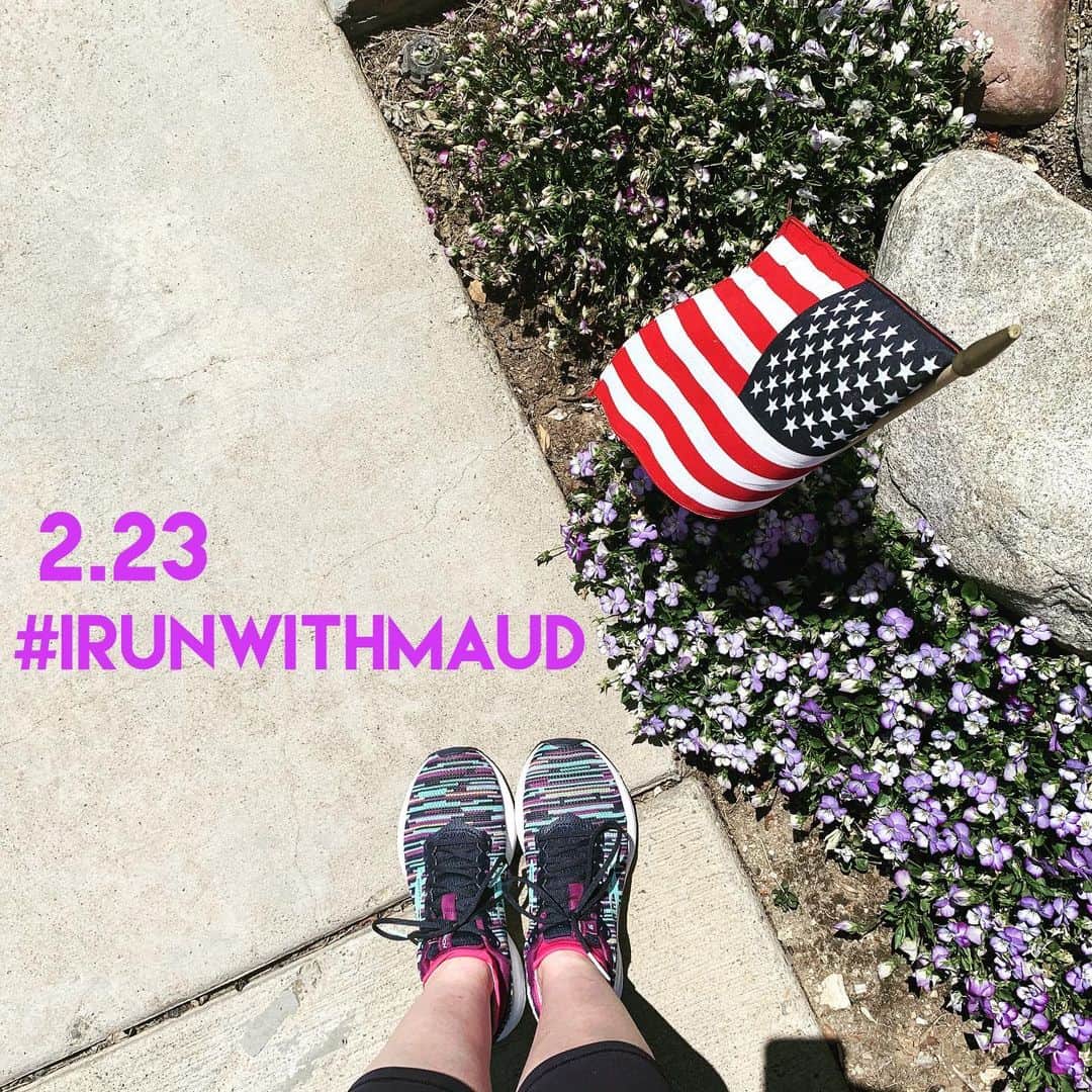 アンドリア・バーバーのインスタグラム：「Honoring a life that ended way too soon. 💔 #irunwithmaud #ahmaudarbery」