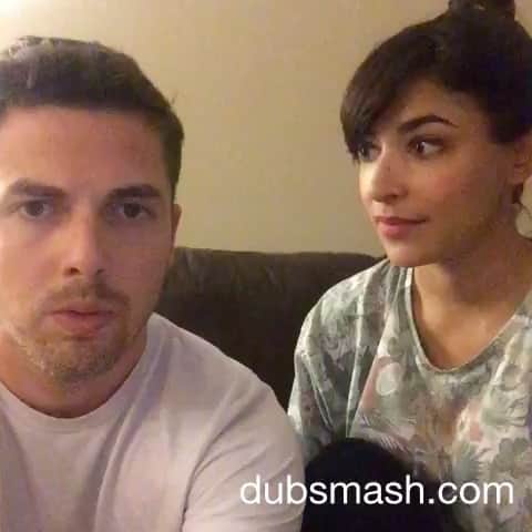 ハンナ・シモンのインスタグラム：「At this point of quarantine. Also this account will just be dubsmashes of me torturing @jessegiddings. Which will hopefully bore the virus into non existence or cause it to flee in horror which is what I’m sure Jesse wishes he could do but instead he is trapped with an aspiring Rosetta Stone. #aurevoir」