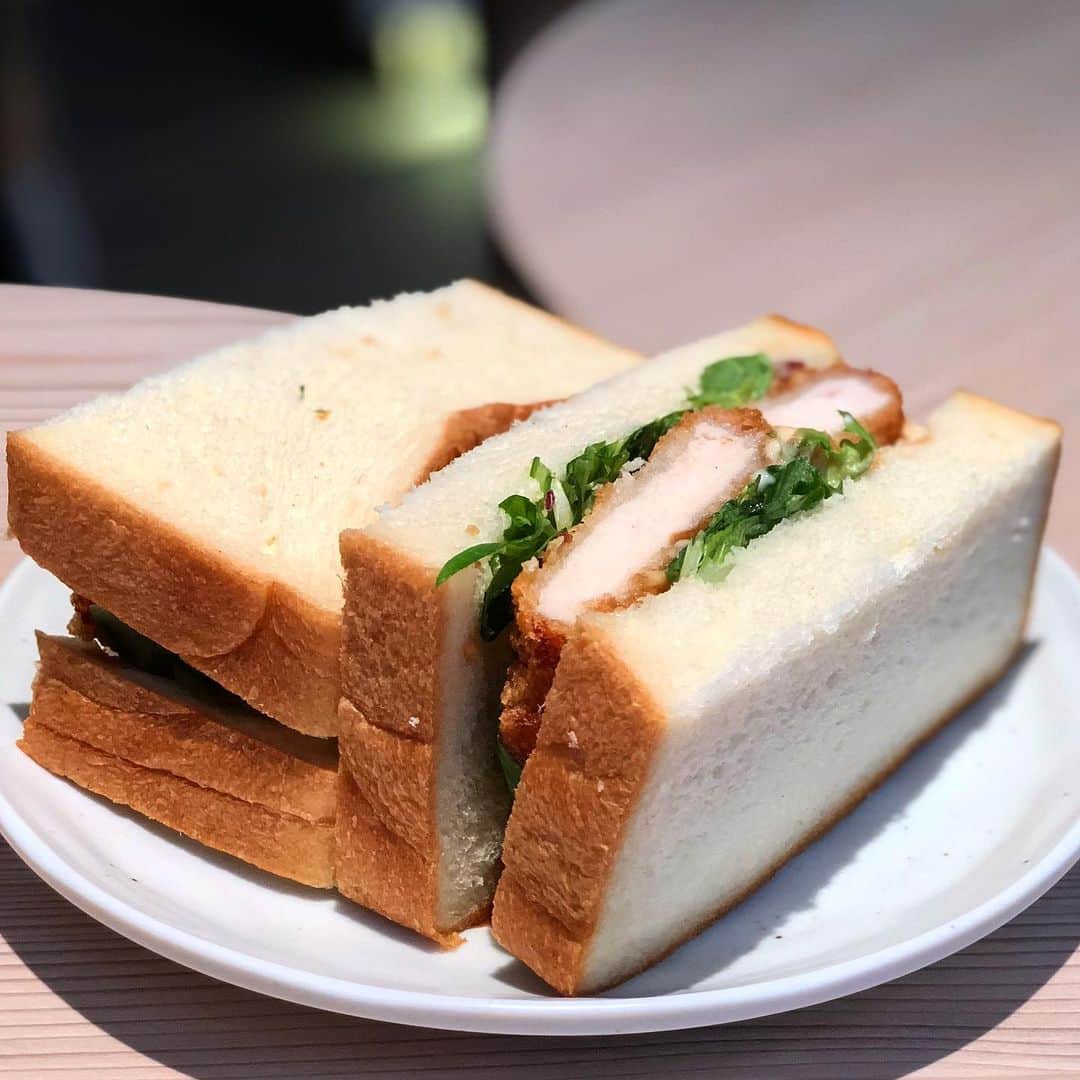 Eat With Steph & Coのインスタグラム：「Chicken katsu sandwich @wacafelondon ... my favourite Japanese cafe 🥰 📷: @mchan4b  #foodie #foodstagram #japanese #patisserie」