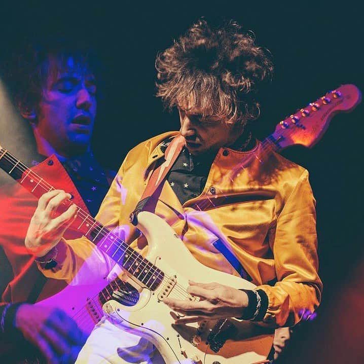 Fender Guitarさんのインスタグラム写真 - (Fender GuitarInstagram)「Our #FollowFriday shoutout goes to @Moses @thestrokes @keshi @ashleymcbryde @coryjwong @katiepruittmusic @omar.apollo @dvsn @thejessedaniel @xthebandofficial and other Fender artists whose released new music in April and May! Find their tunes and some other recent favorites in our @spotify and @applemusic playlists via link in bio!」5月9日 7時42分 - fender