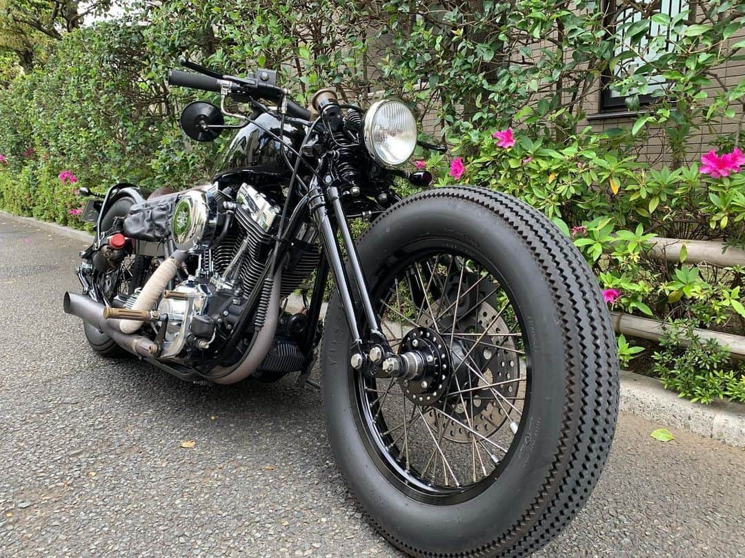 杉原勇武のインスタグラム：「車検前に愛車を洗車❗️ ピカピカになりました。 #harleydavidson」