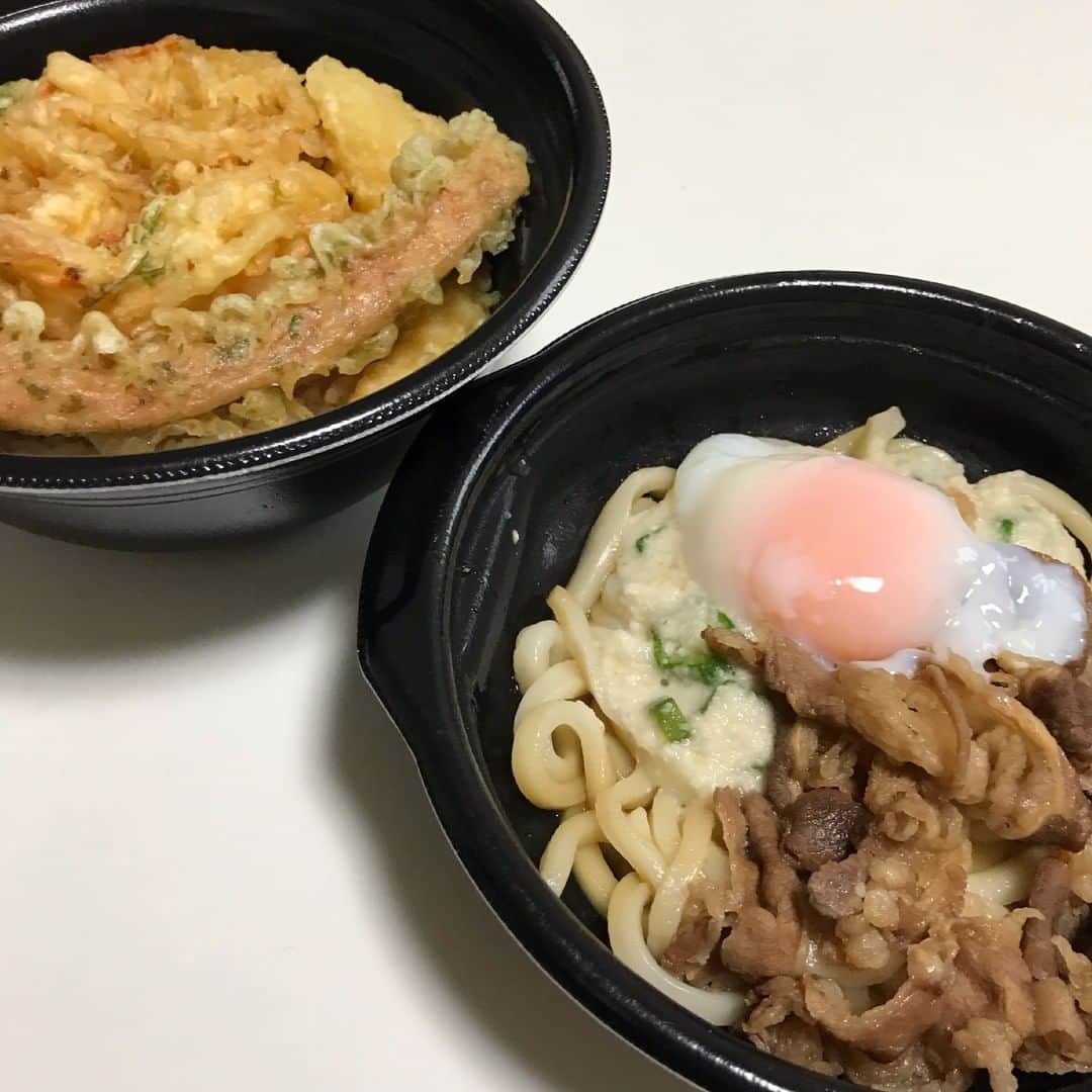 はなまるうどんのインスタグラム：「今日は土曜日( ｀ー´)ノ✨✨ 今日の夕飯に #うどん のお持ち帰りはいかがでしょうか😍😍 #おうちはなまる してみてね(*'▽') https://www.hanamaruudon.com/news/2020.html#news12  #はなまるうどん #テイクアウト #おうちごはんを楽しもう」