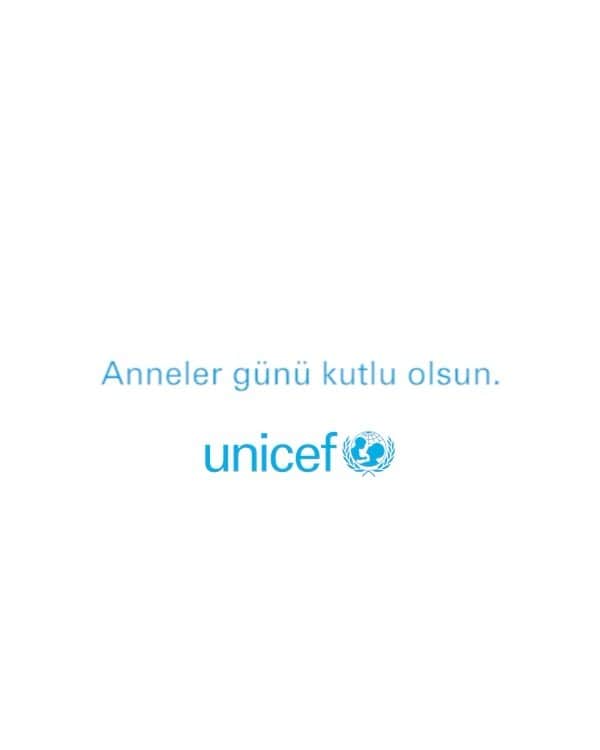 Leyla Lydia Turgutluのインスタグラム：「@unicefturkiye #annelergünü #anneler #HayatVerenHediyeler💙」