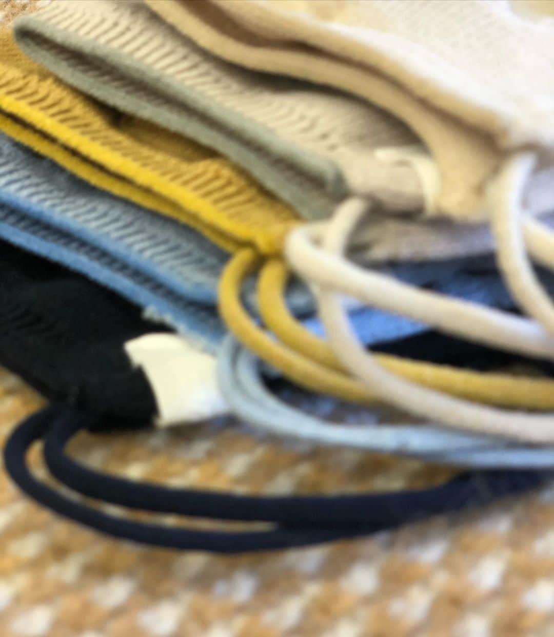 イリアンローヴのインスタグラム：「……knit mask…… #iliannloeb#イリアンローヴ#イリアンローブ#japanknit#ニットマスク#マスク#knitmask#wholegarment」