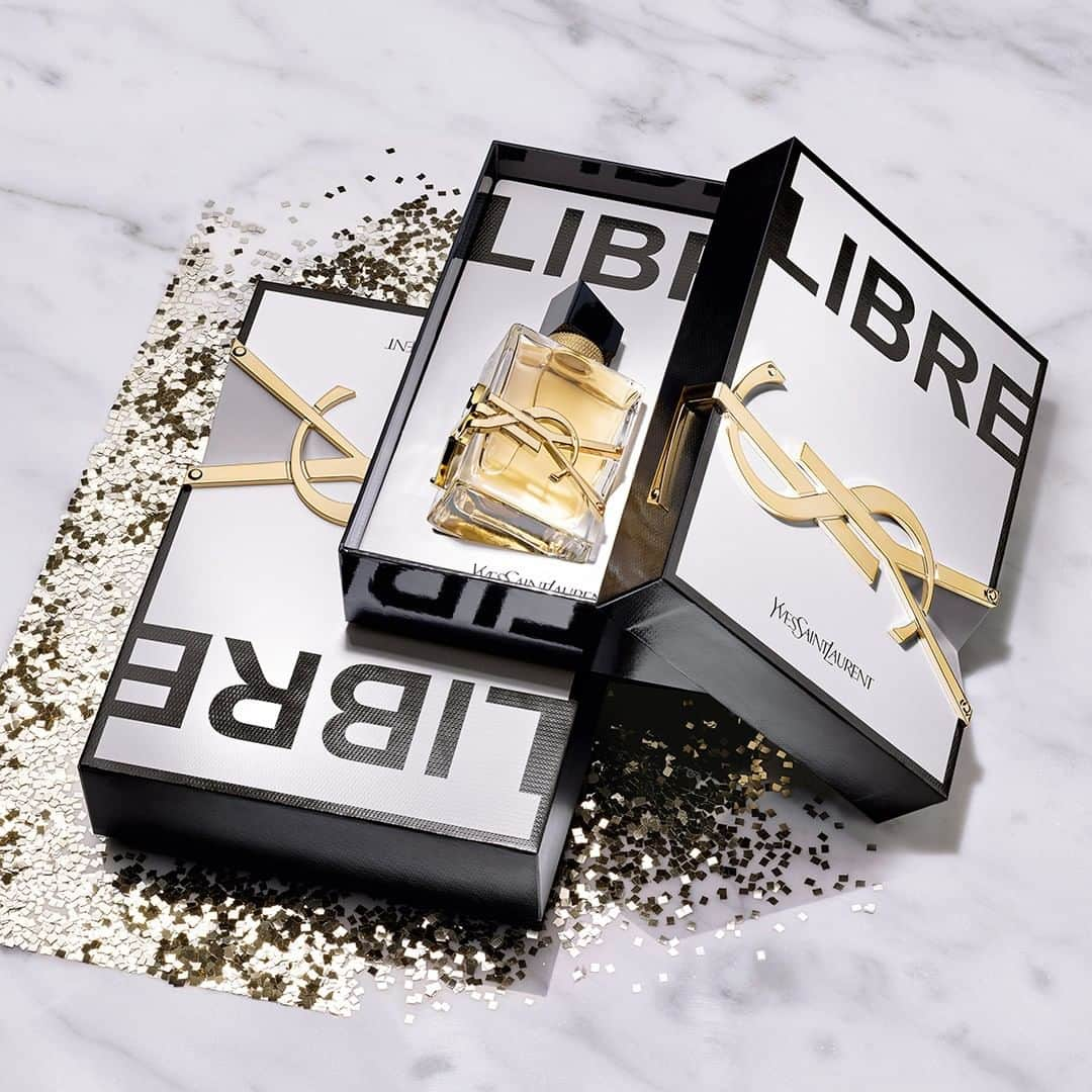 Yves Saint Laurent Beautyさんのインスタグラム写真 - (Yves Saint Laurent BeautyInstagram)「Watch your mom light up, when you gift a true moment of freedom with LIBRE.  Discover the:  LIBRE EAU DE PARFUM GIFT SET  #yslbeauty #yslbeautybyyourside #iamlibre」5月9日 20時59分 - yslbeauty