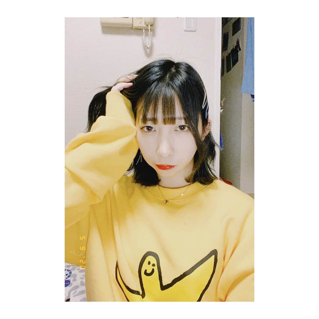佐藤梨菜のインスタグラム：「インライしながら前髪切った。 インスタ最近甘め（？）佐藤寄りだったので甘め度数マイナスしましたよーて。  #セルフ #前髪カット #イルチャベン  #셀카 #셀카샷 #いいね #コメント #待ってます #idol #FEAM #markgonzales」